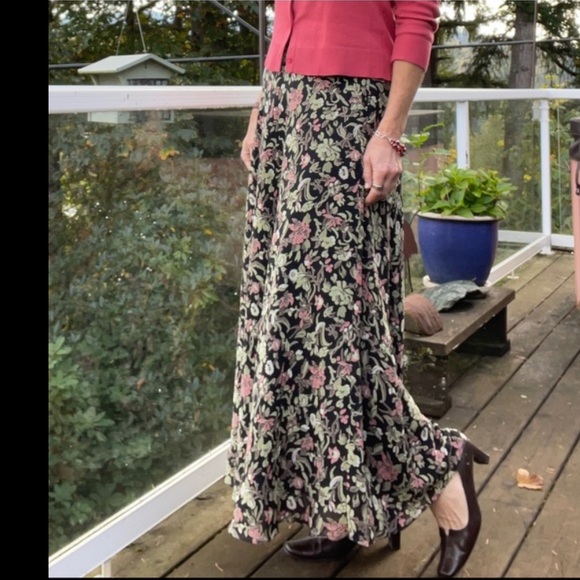 Charter Club Dresses & Skirts - Charter Club Silk Maxi Skirt Black Coral Green Multi Print Wmns 6 EUC